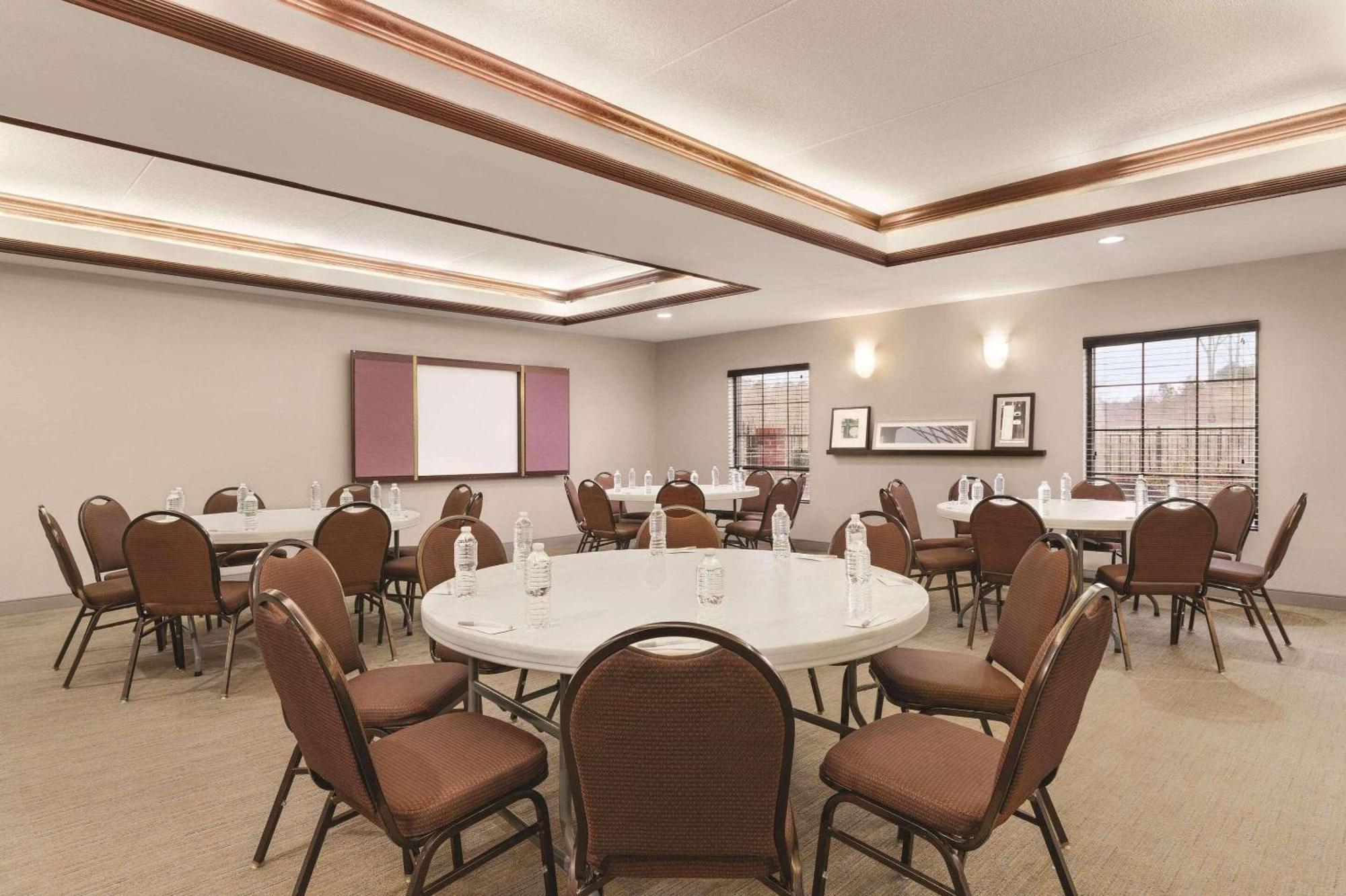 Country Inn & Suites By Radisson, Griffin, Ga Extérieur photo