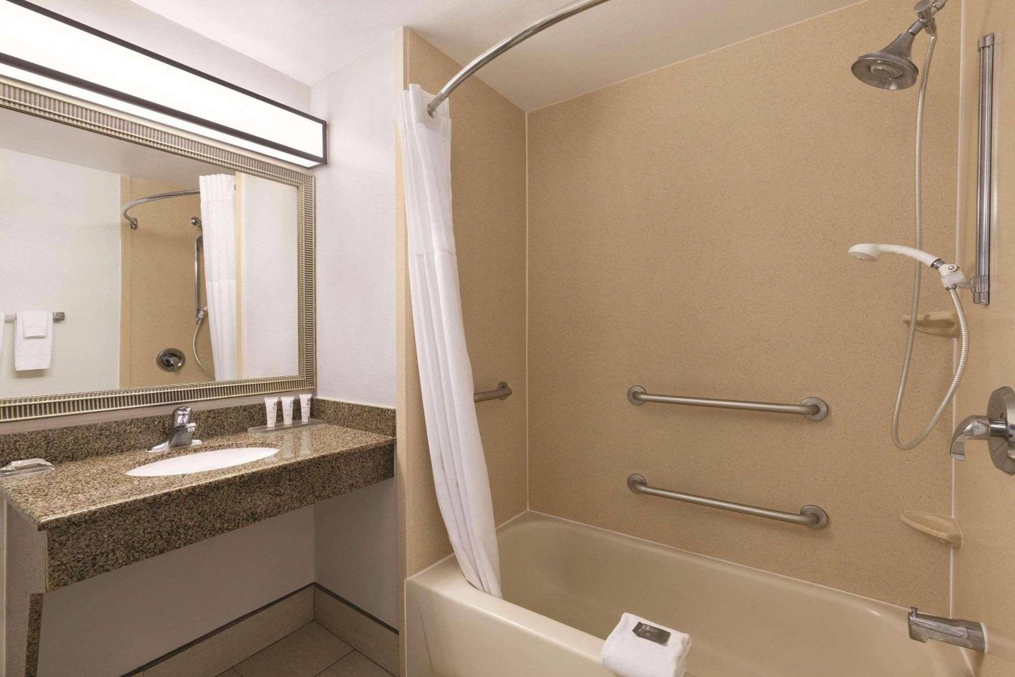 Country Inn & Suites By Radisson, Griffin, Ga Extérieur photo